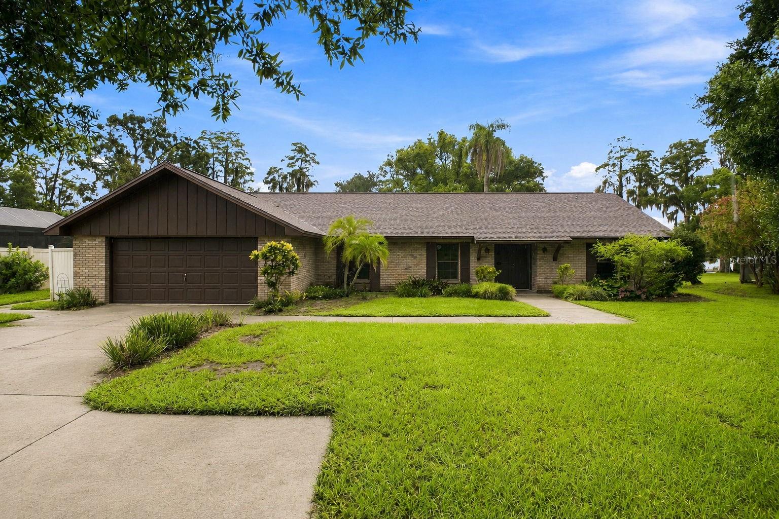 15301 LAKE MAURINE DR — photo 3