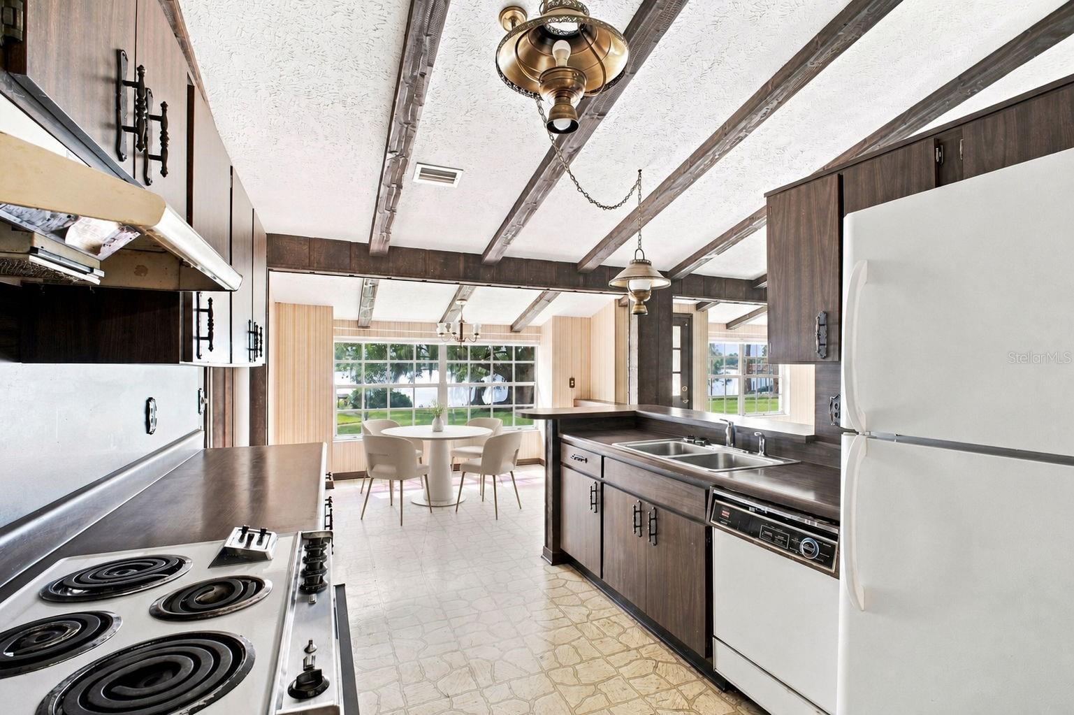 15301 LAKE MAURINE DR — photo 27