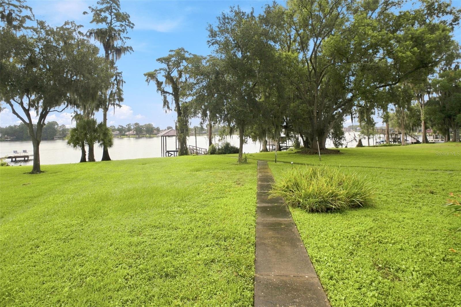 15301 LAKE MAURINE DR — photo 47