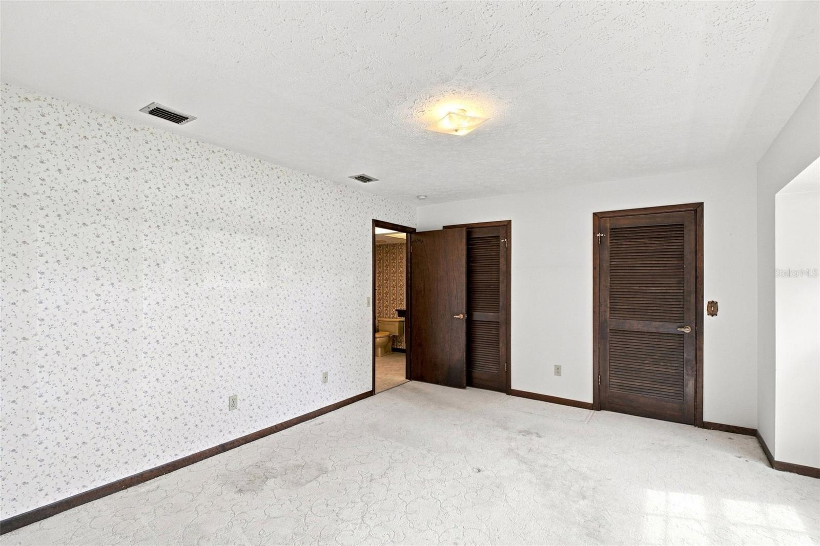 15301 LAKE MAURINE DR — photo 23