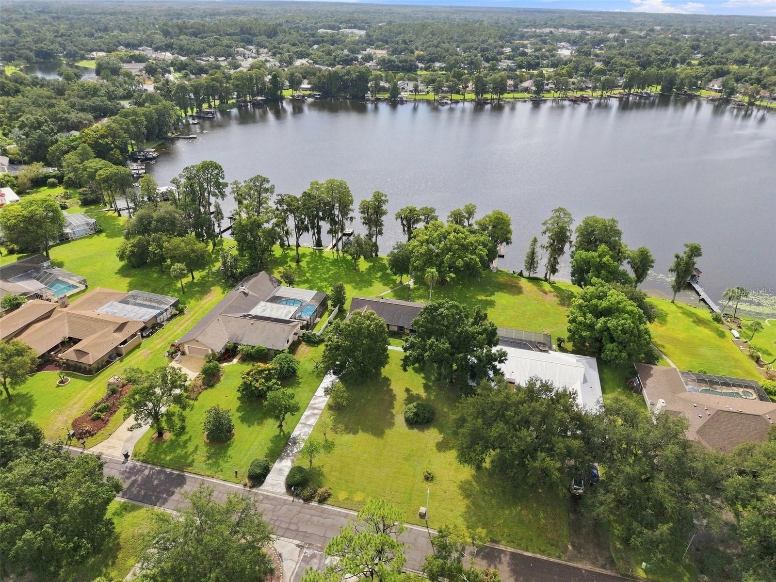 15301 LAKE MAURINE DR — photo 55