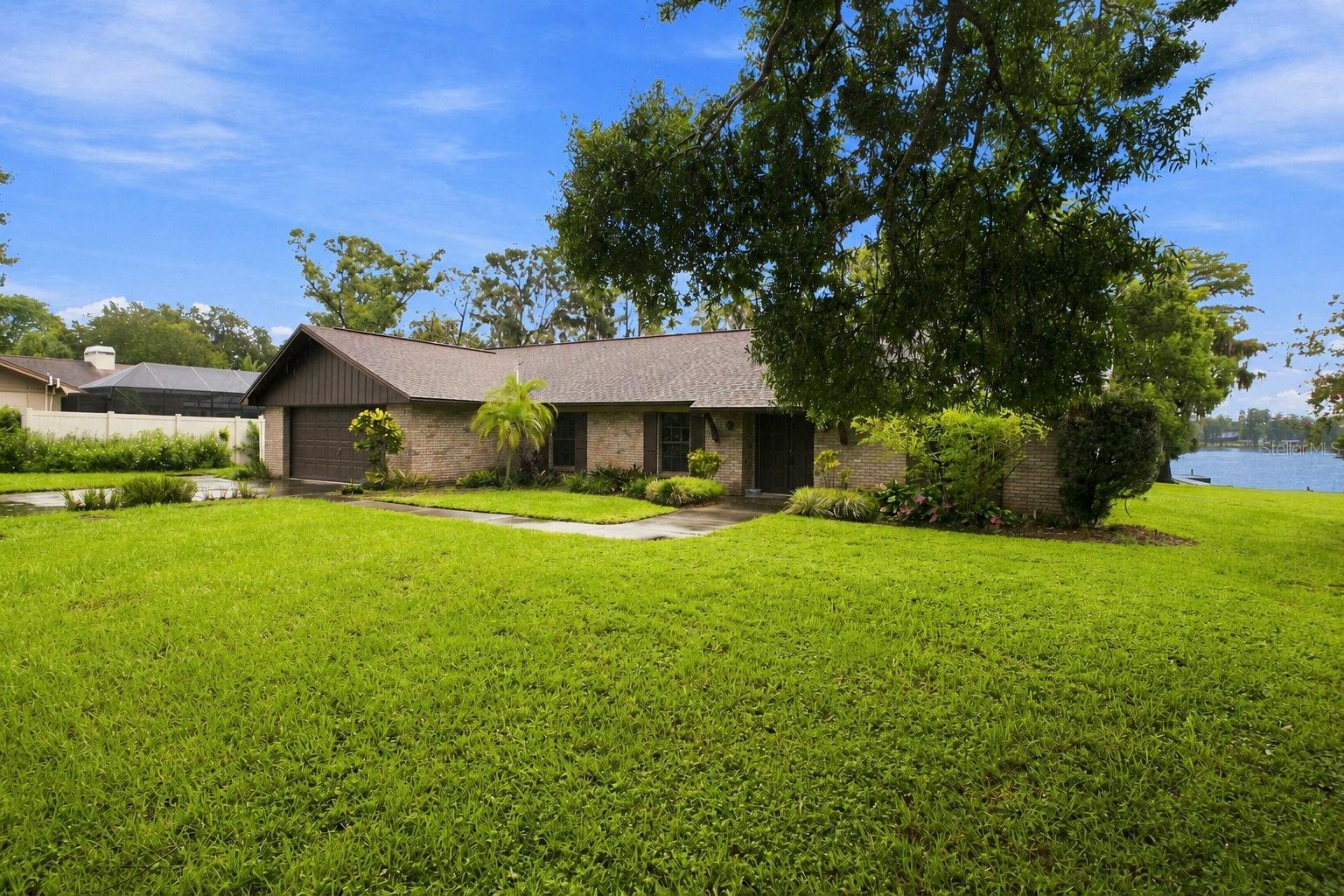 15301 LAKE MAURINE DR — photo 53