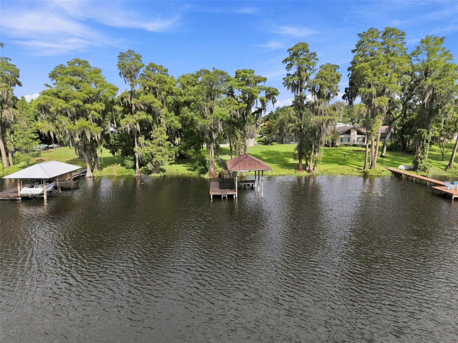 15301 LAKE MAURINE DR — photo 52