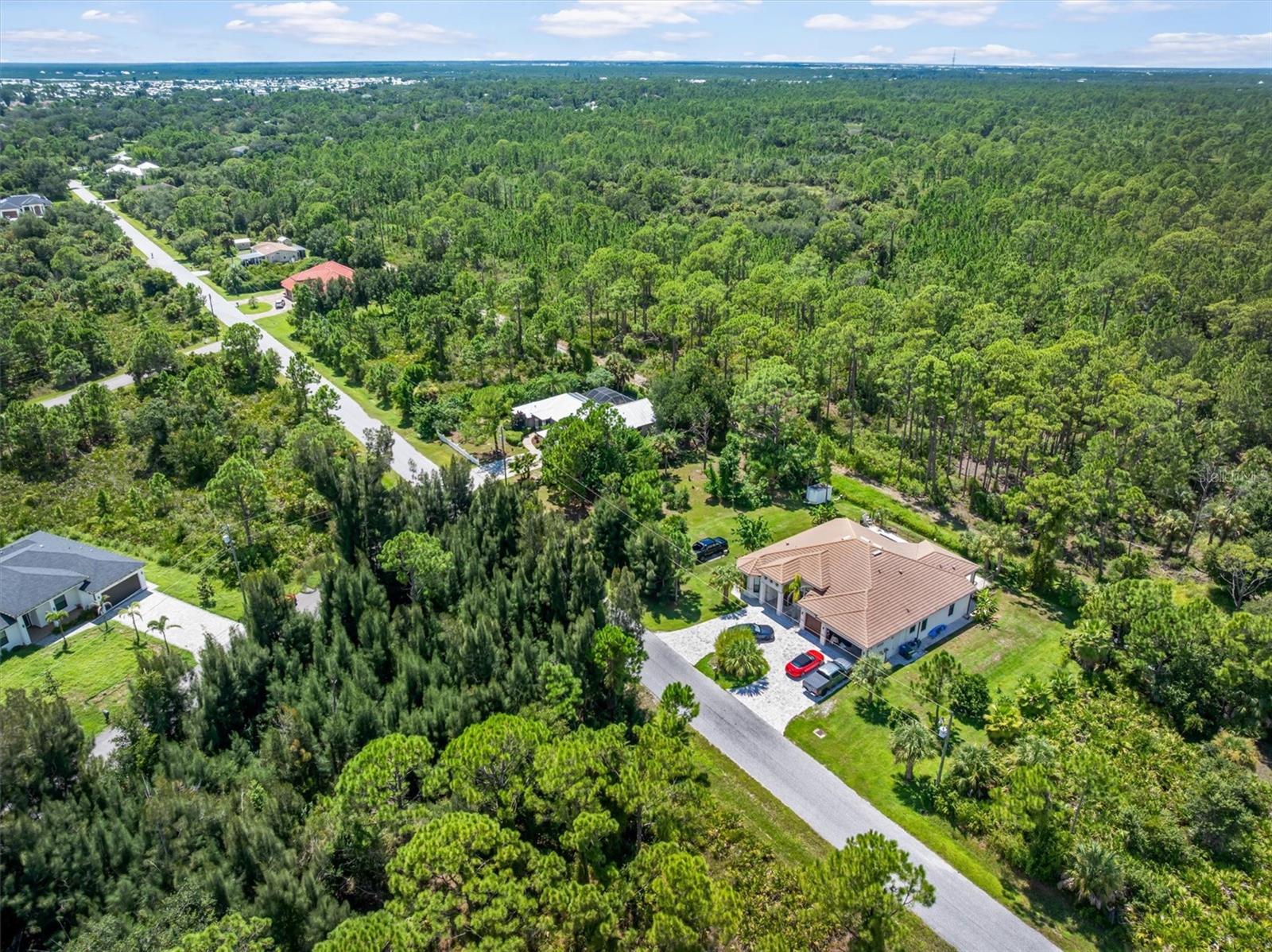 572 TOLEDO RD — photo 48
