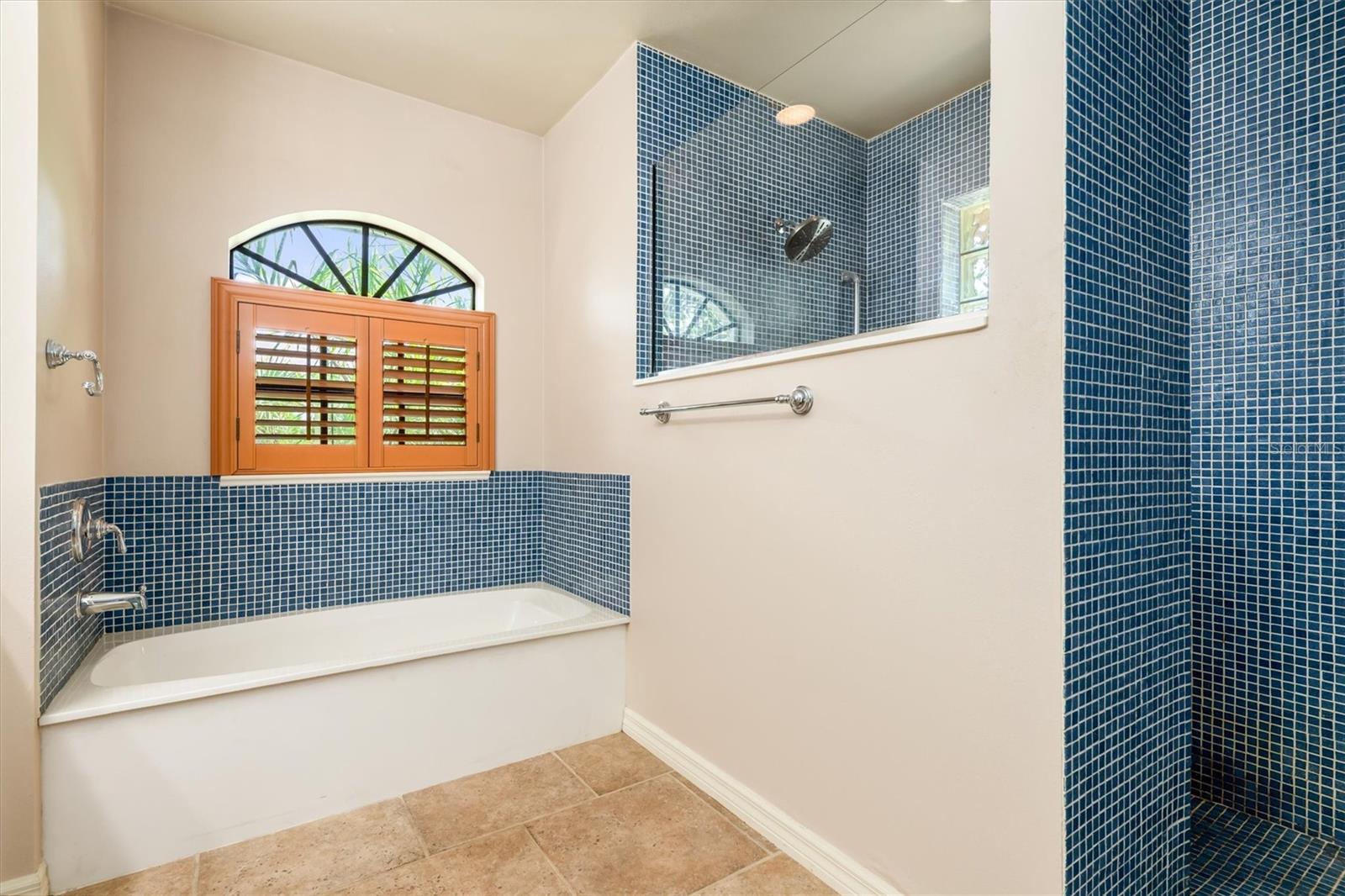 572 TOLEDO RD — photo 26