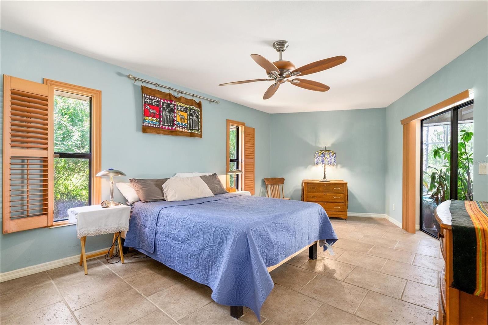 572 TOLEDO RD — photo 20