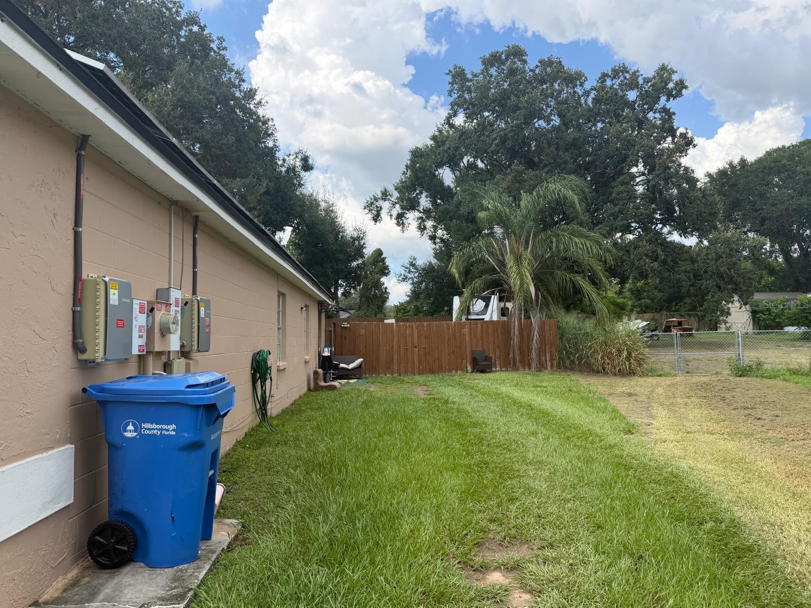 2216 RIDGEMORE DR — photo 24