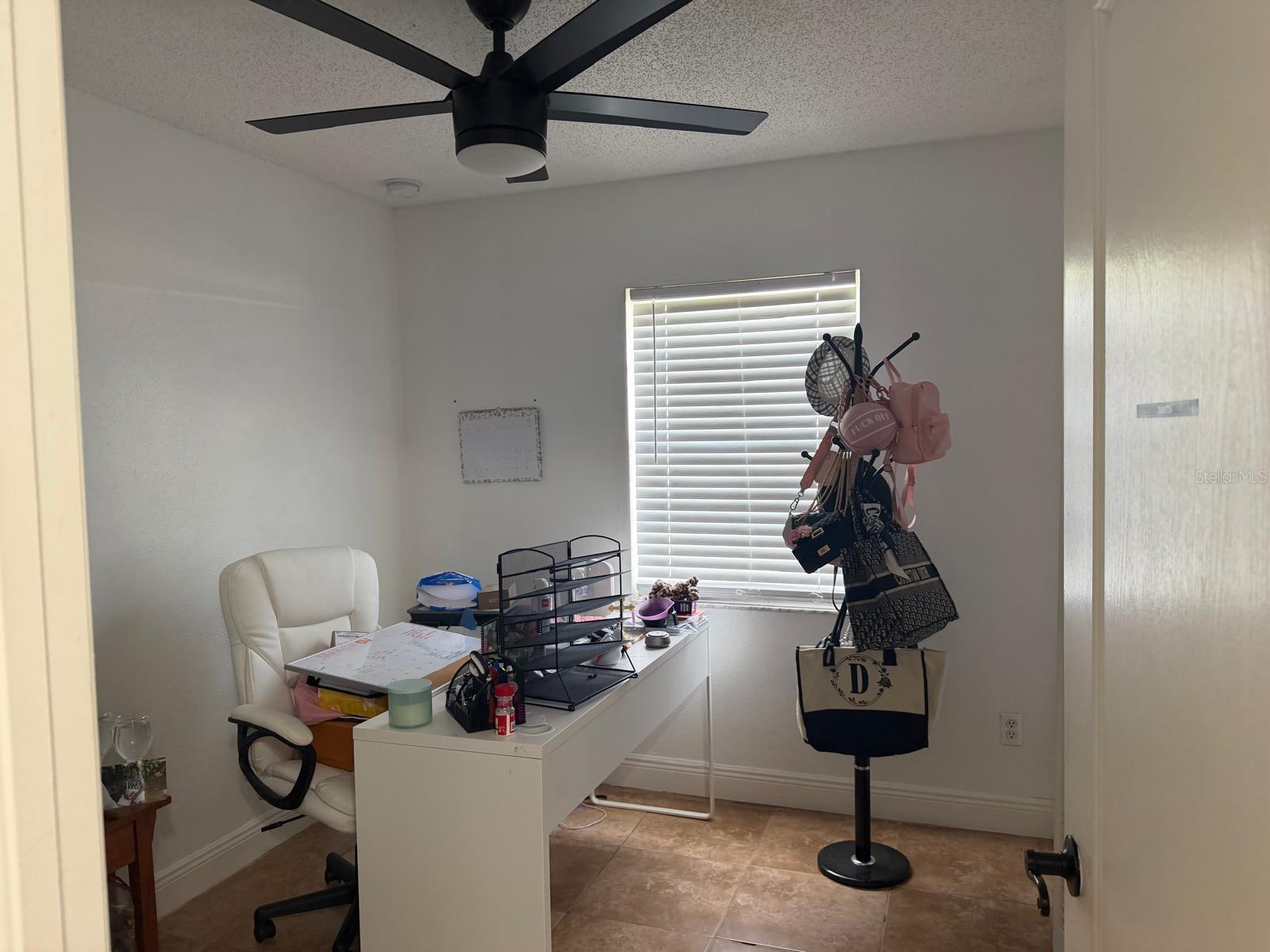 2216 RIDGEMORE DR — photo 18