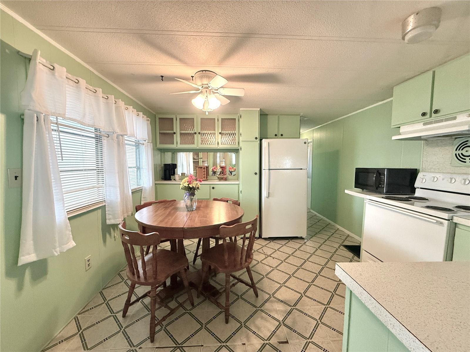 116 W SAINT JOHNS WAY — photo 7