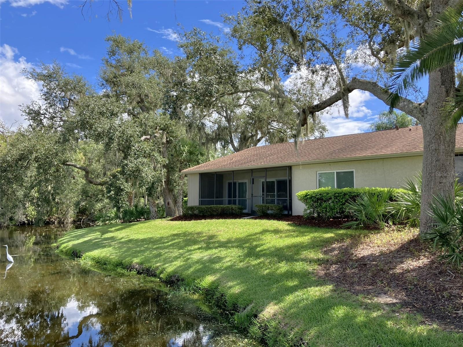 110 EVELYN CT — photo 40