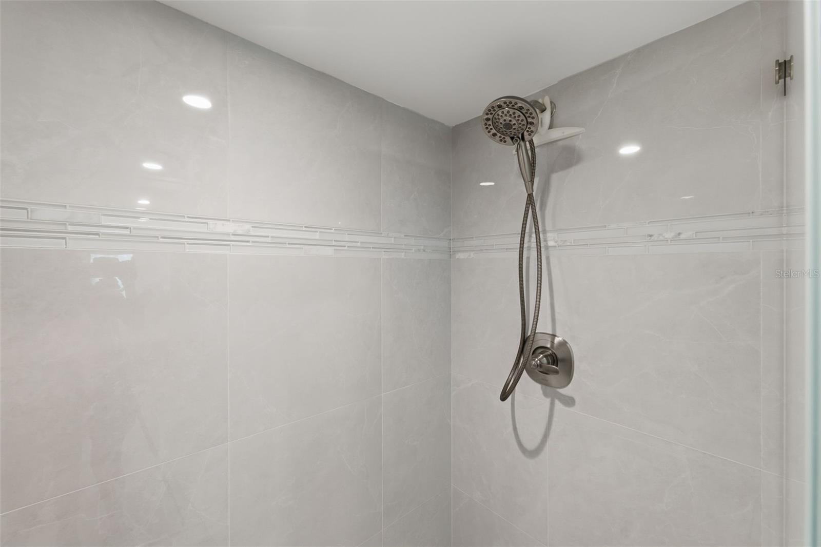 7432 SUNSHINE SKYWAY LN S #506 — photo 37