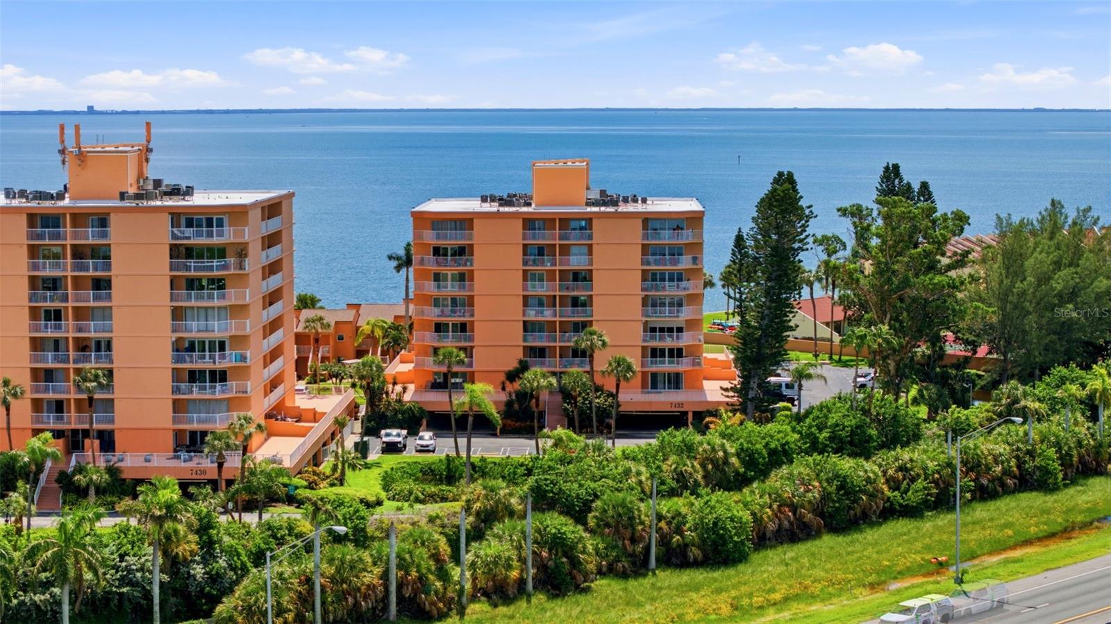 7432 SUNSHINE SKYWAY LN S #506 — photo 4