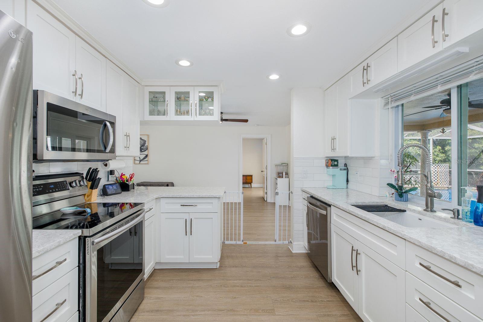 11555 PINE ST — photo 43