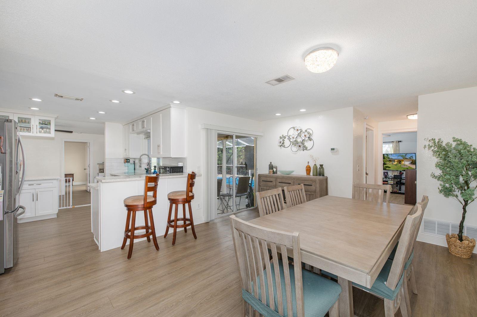 11555 PINE ST — photo 32