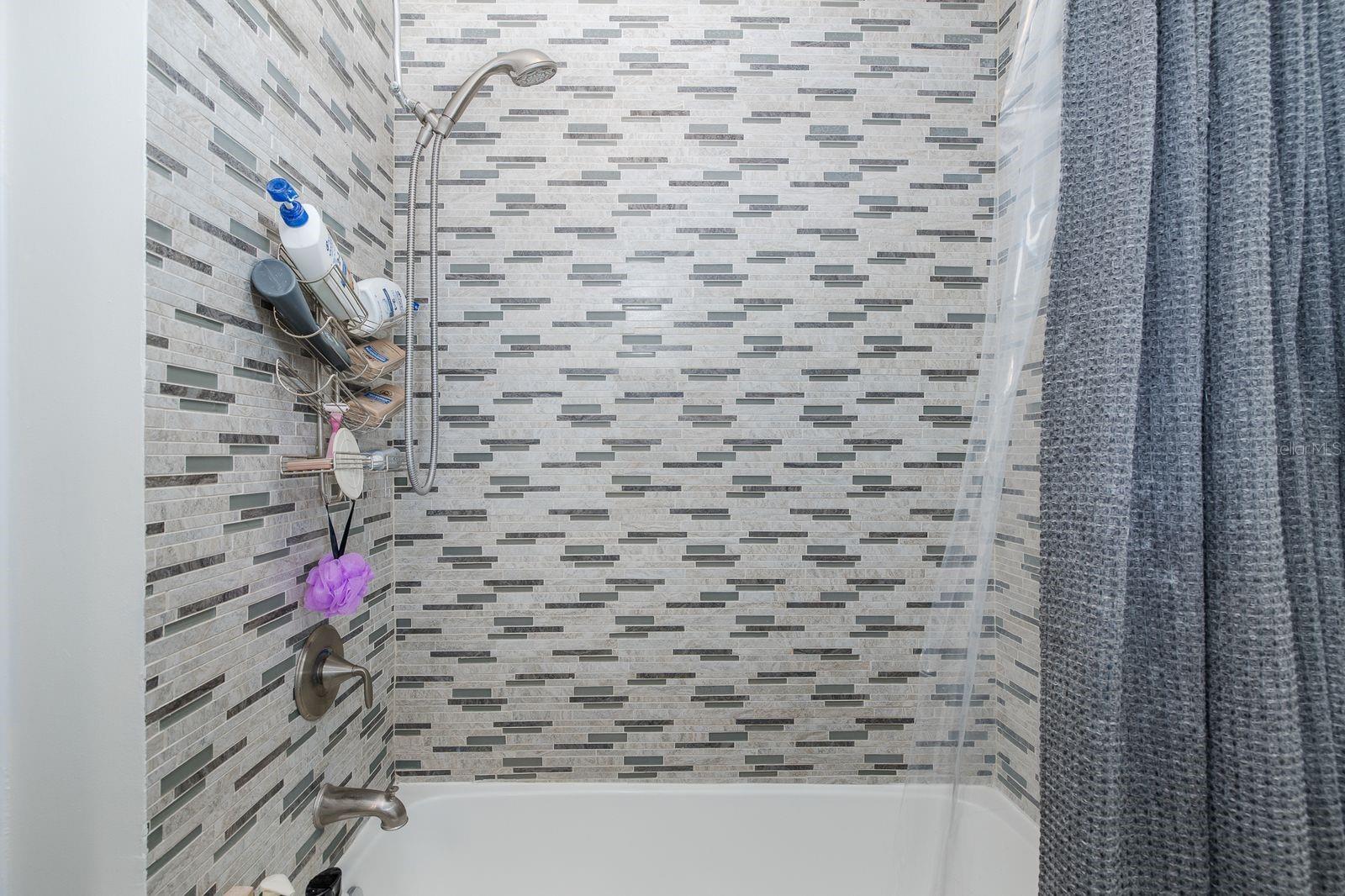 11555 PINE ST — photo 38