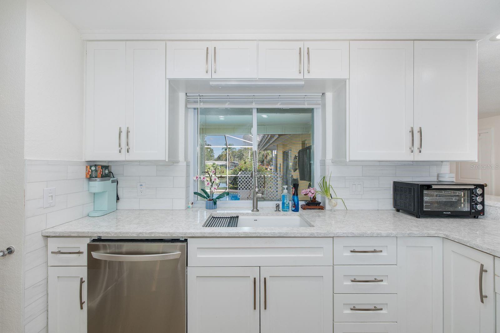 11555 PINE ST — photo 44