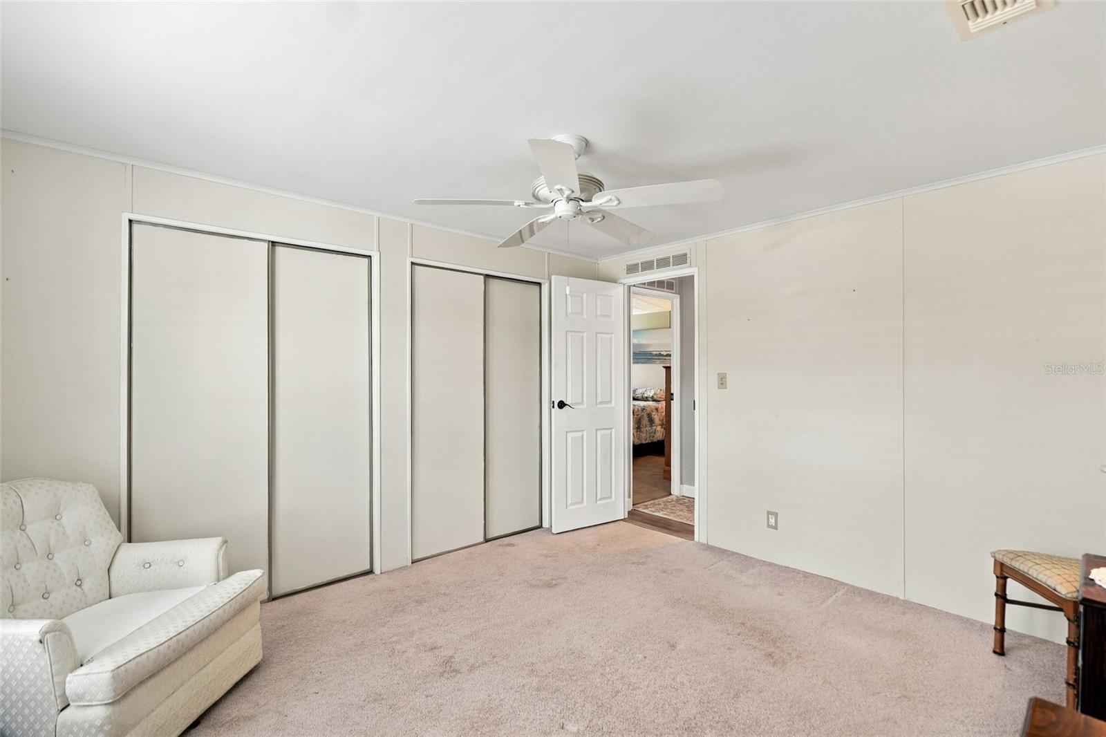809 VILLA DEL SOL DR — photo 16