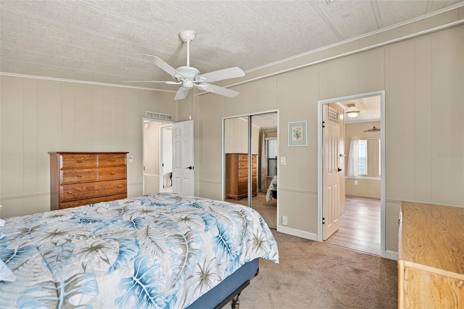 809 VILLA DEL SOL DR — photo 12