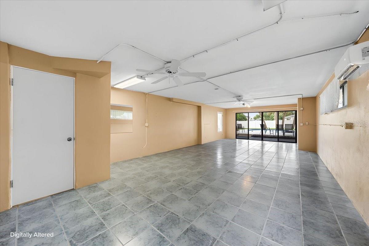 4675 CHANCELLOR CIR NE — photo 41