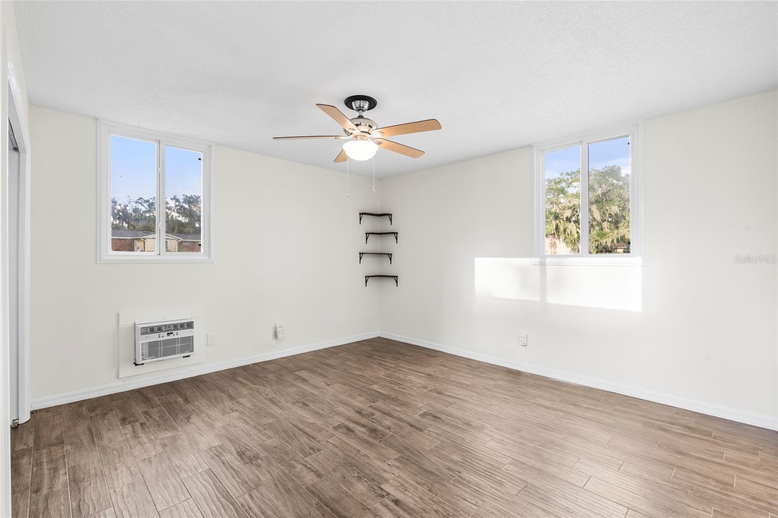 18200 CYPRESS COVE LN — photo 74