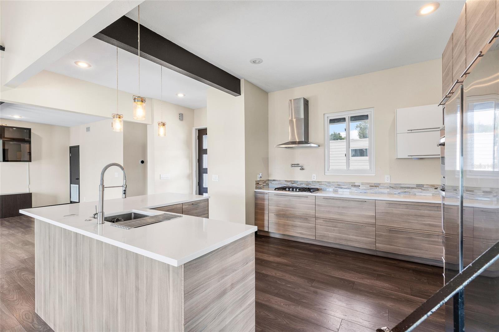 18200 CYPRESS COVE LN — photo 22