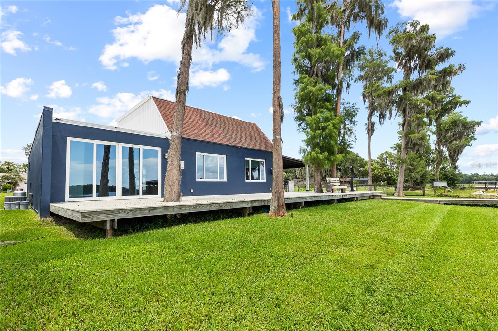 18200 CYPRESS COVE LN — photo 57