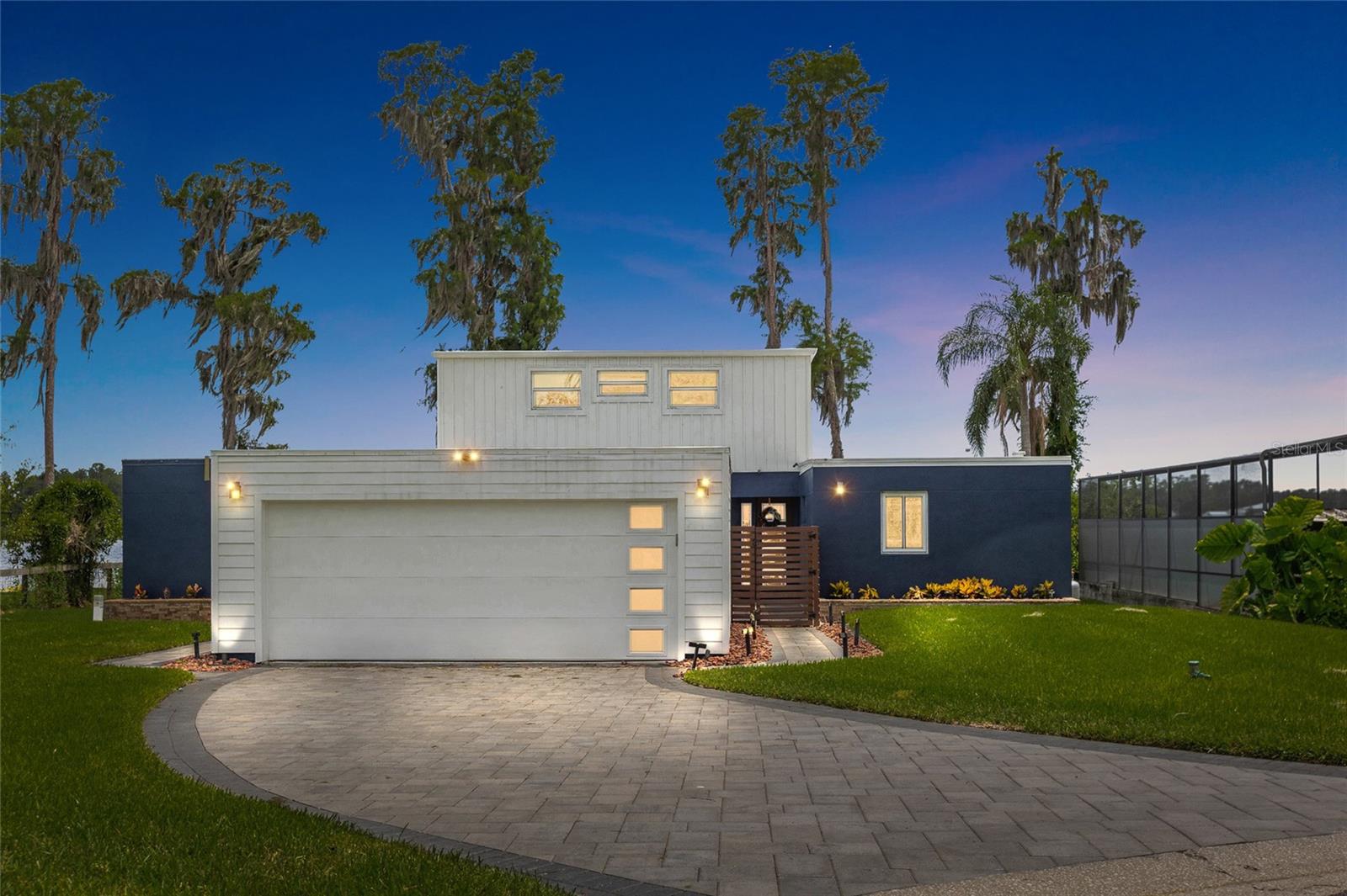 18200 CYPRESS COVE LN — photo 2