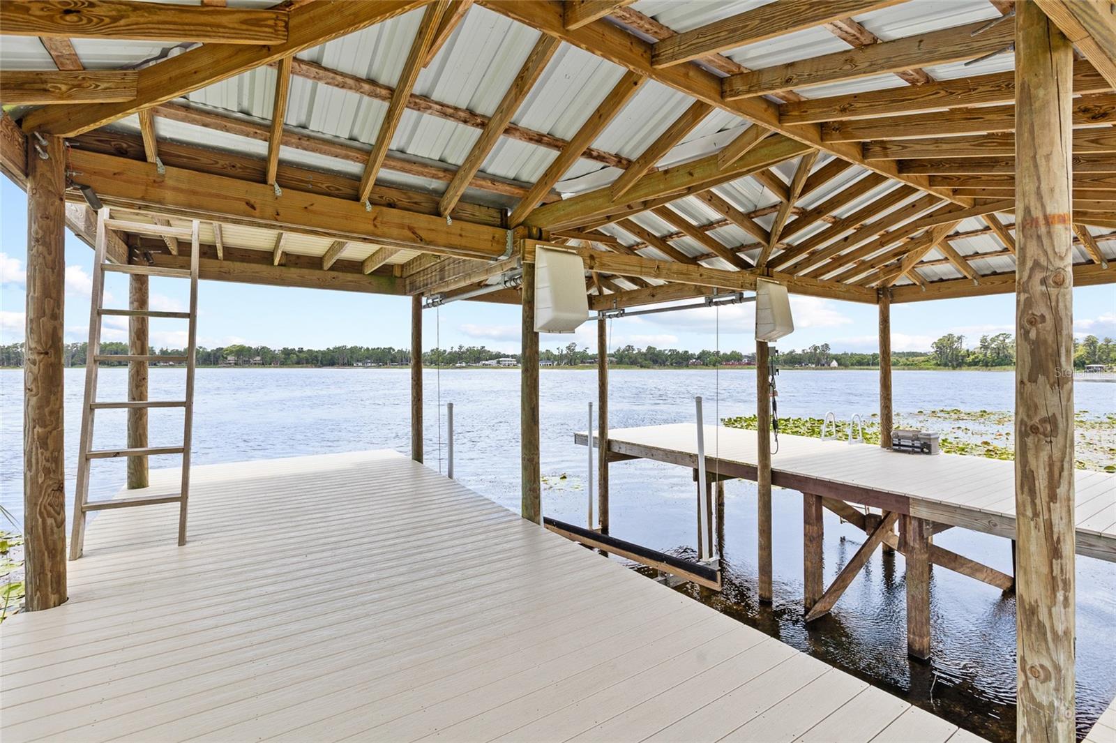 18200 CYPRESS COVE LN — photo 4