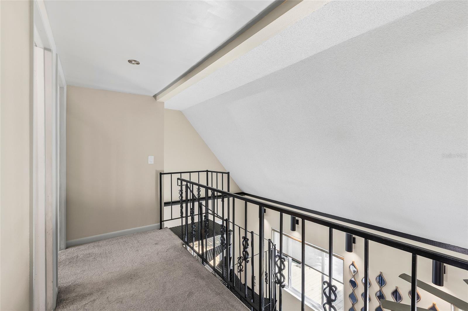 18200 CYPRESS COVE LN — photo 34