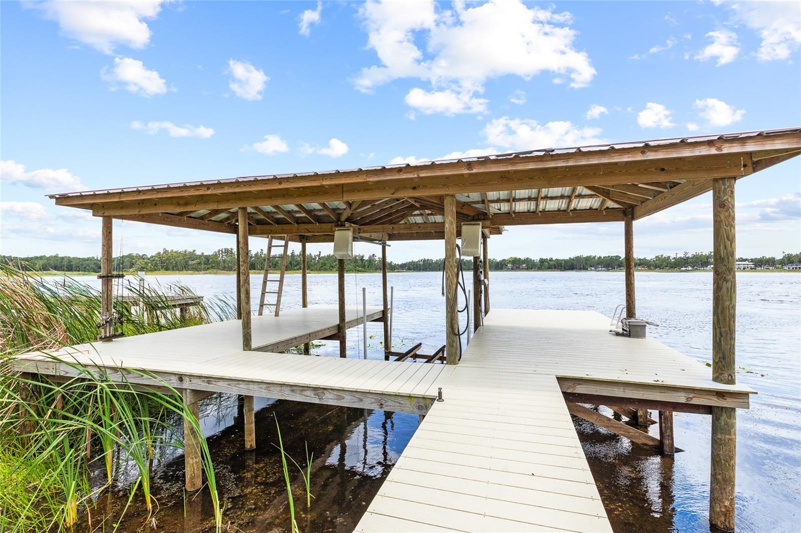 18200 CYPRESS COVE LN — photo 54
