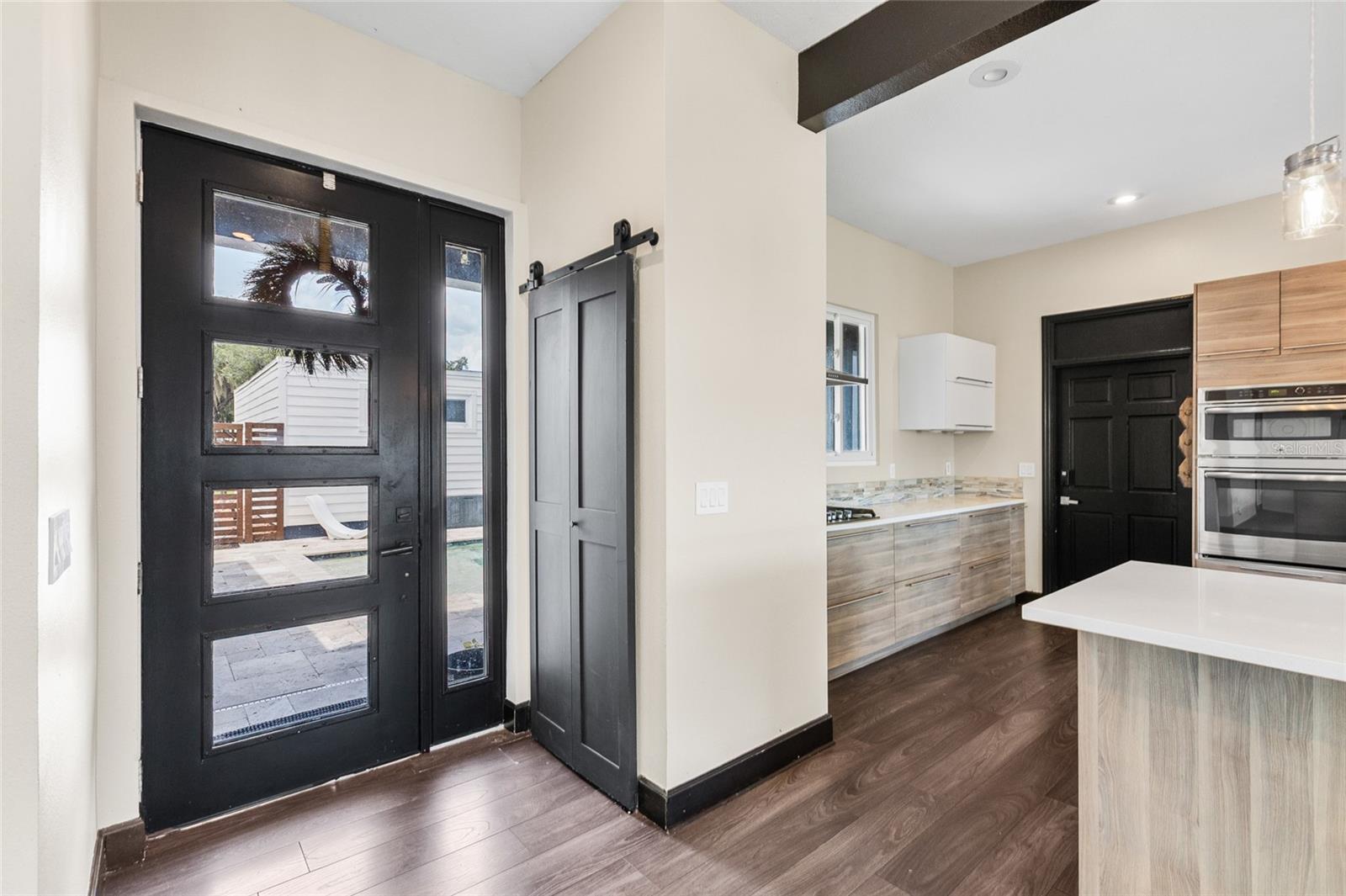 18200 CYPRESS COVE LN — photo 11