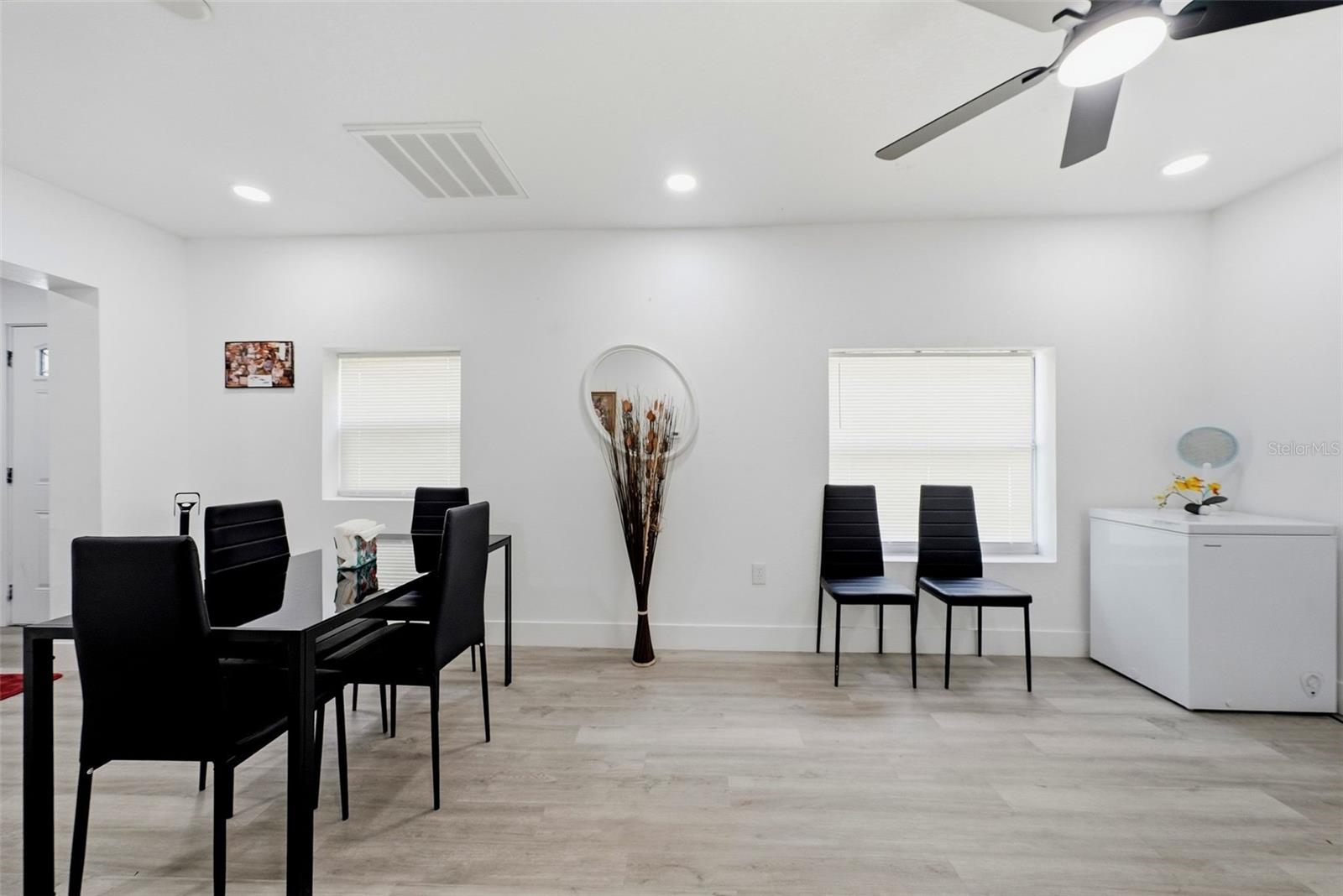 10124 N HYACINTH AVE — photo 17