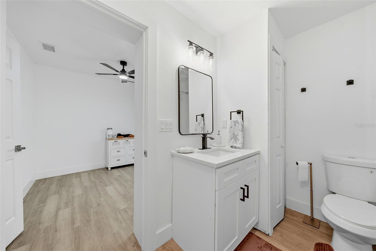10124 N HYACINTH AVE — photo 28