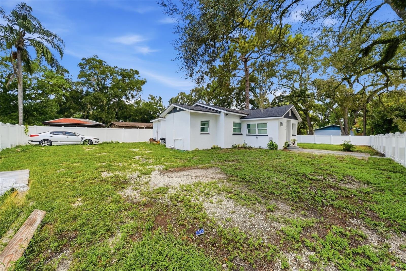 10124 N HYACINTH AVE — photo 34