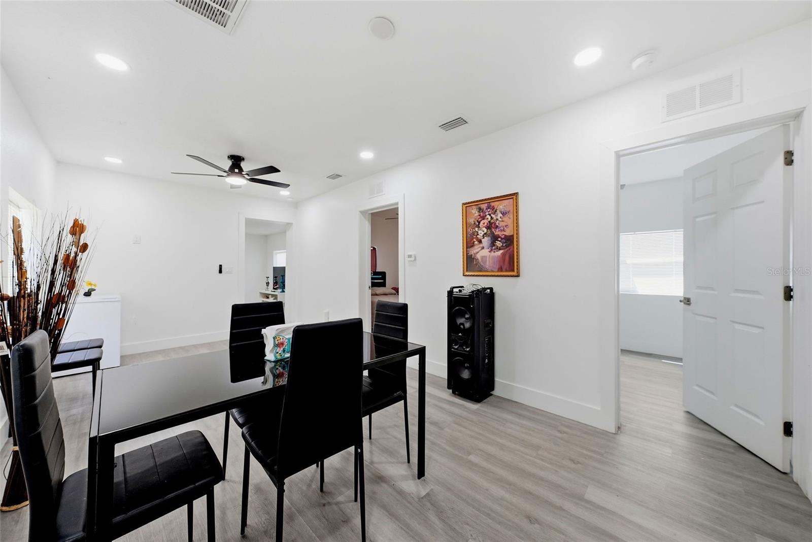 10124 N HYACINTH AVE — photo 3