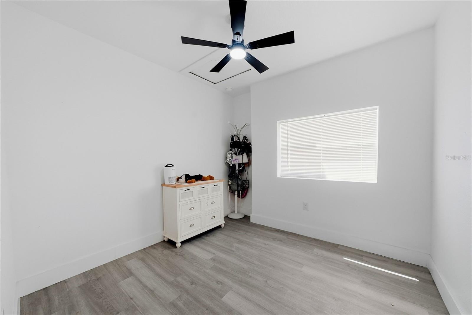 10124 N HYACINTH AVE — photo 25
