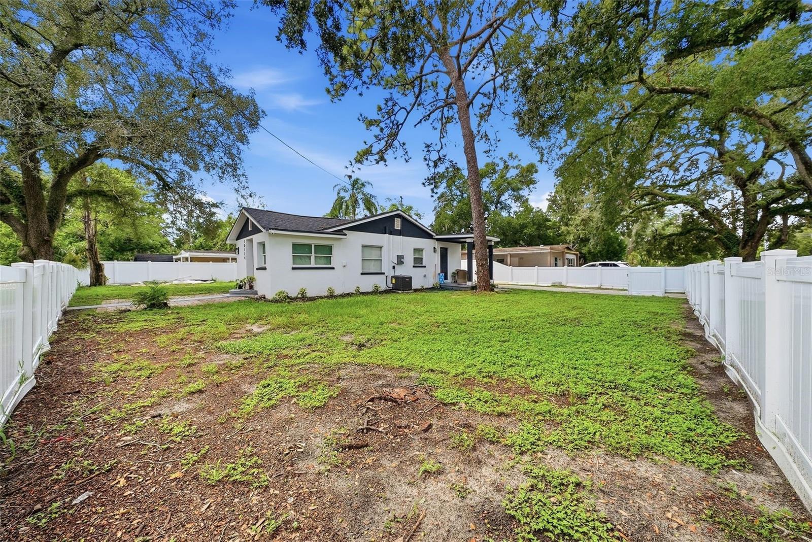 10124 N HYACINTH AVE — photo 32
