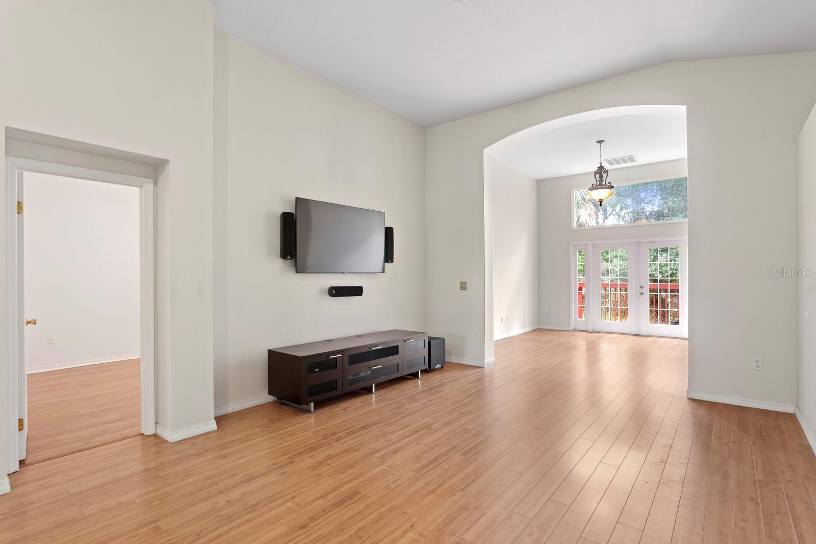 10420 SPRINGROSE DR — photo 10