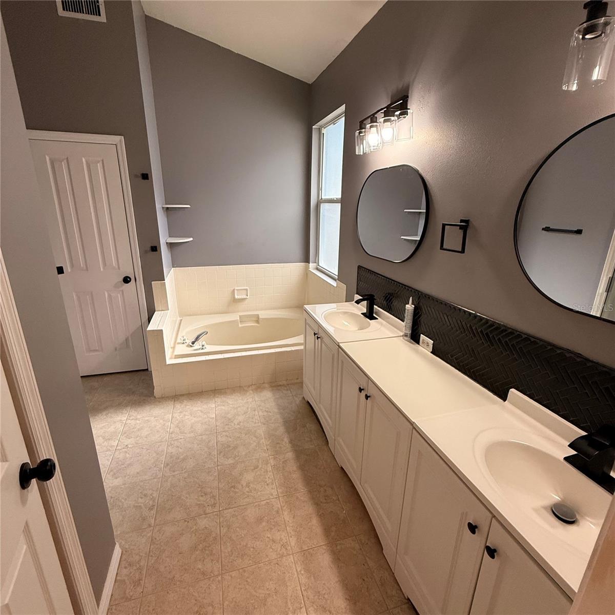 10420 SPRINGROSE DR — photo 18