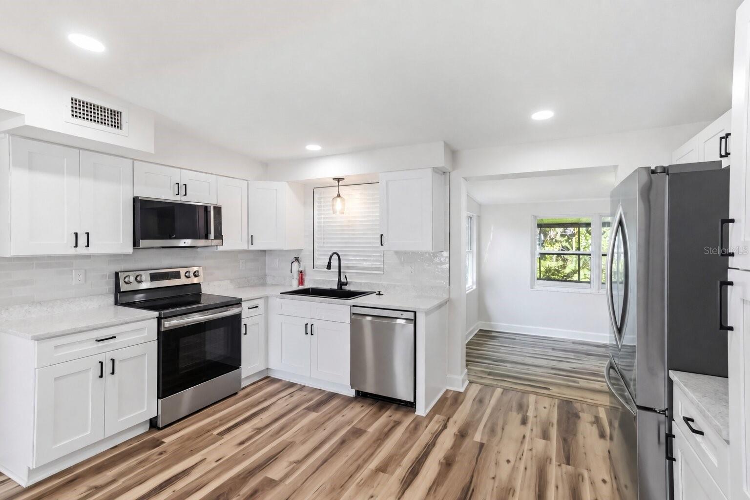 1806 DIERKER DR — photo 8