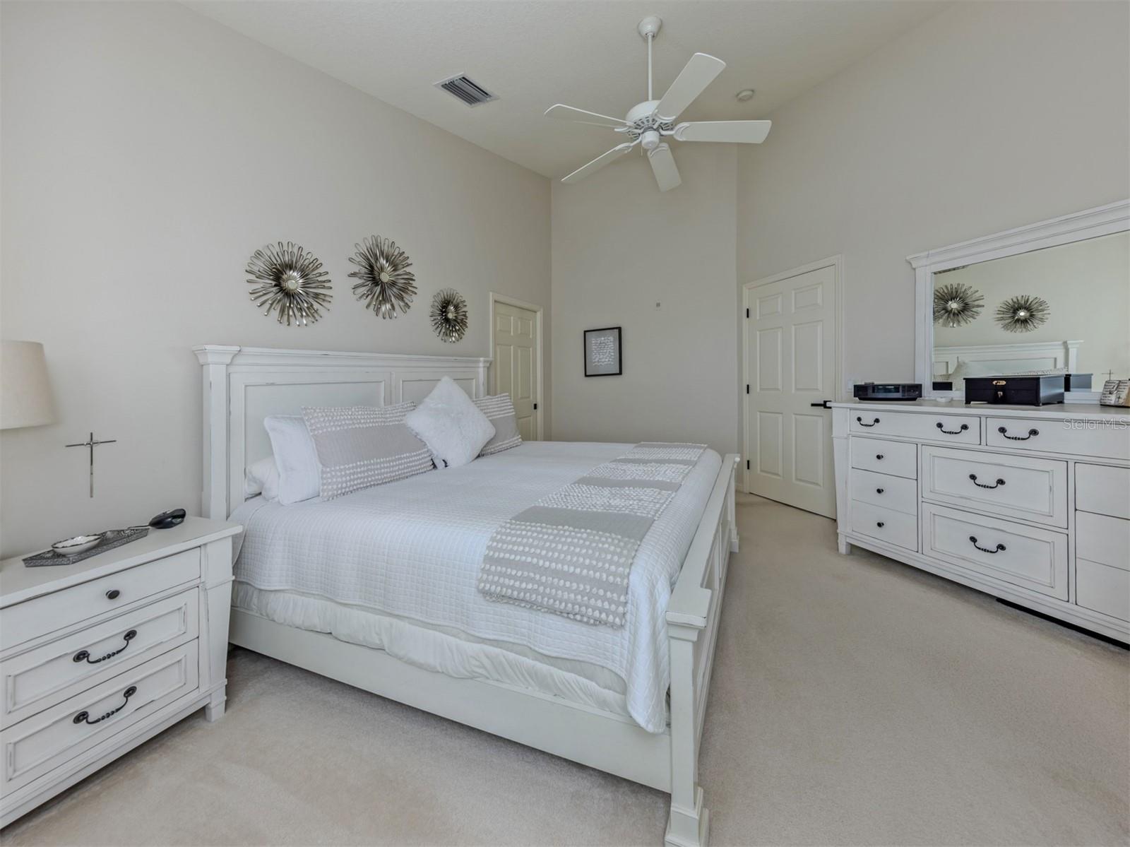 107 WOODBRIDGE DR #202 — photo 14