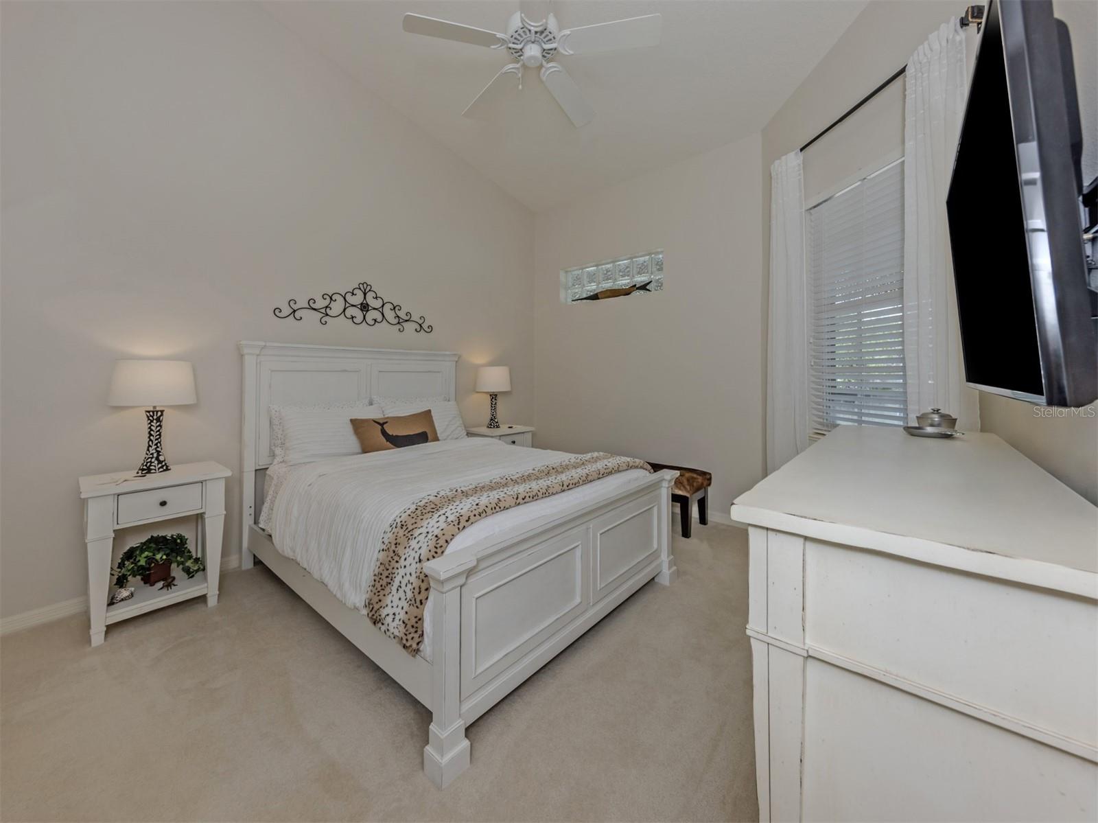 107 WOODBRIDGE DR #202 — photo 17