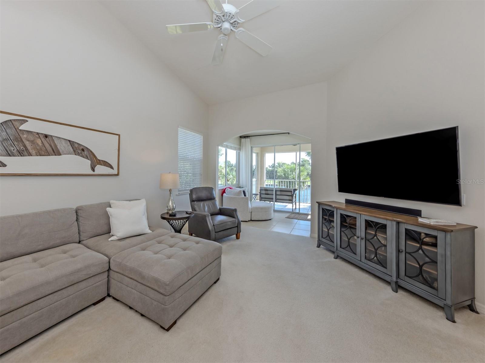 107 WOODBRIDGE DR #202 — photo 11