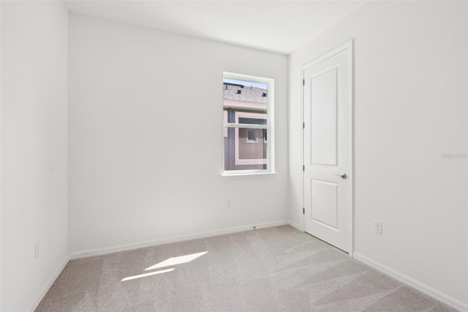 10667 STEINAHATCHEE LN — photo 28