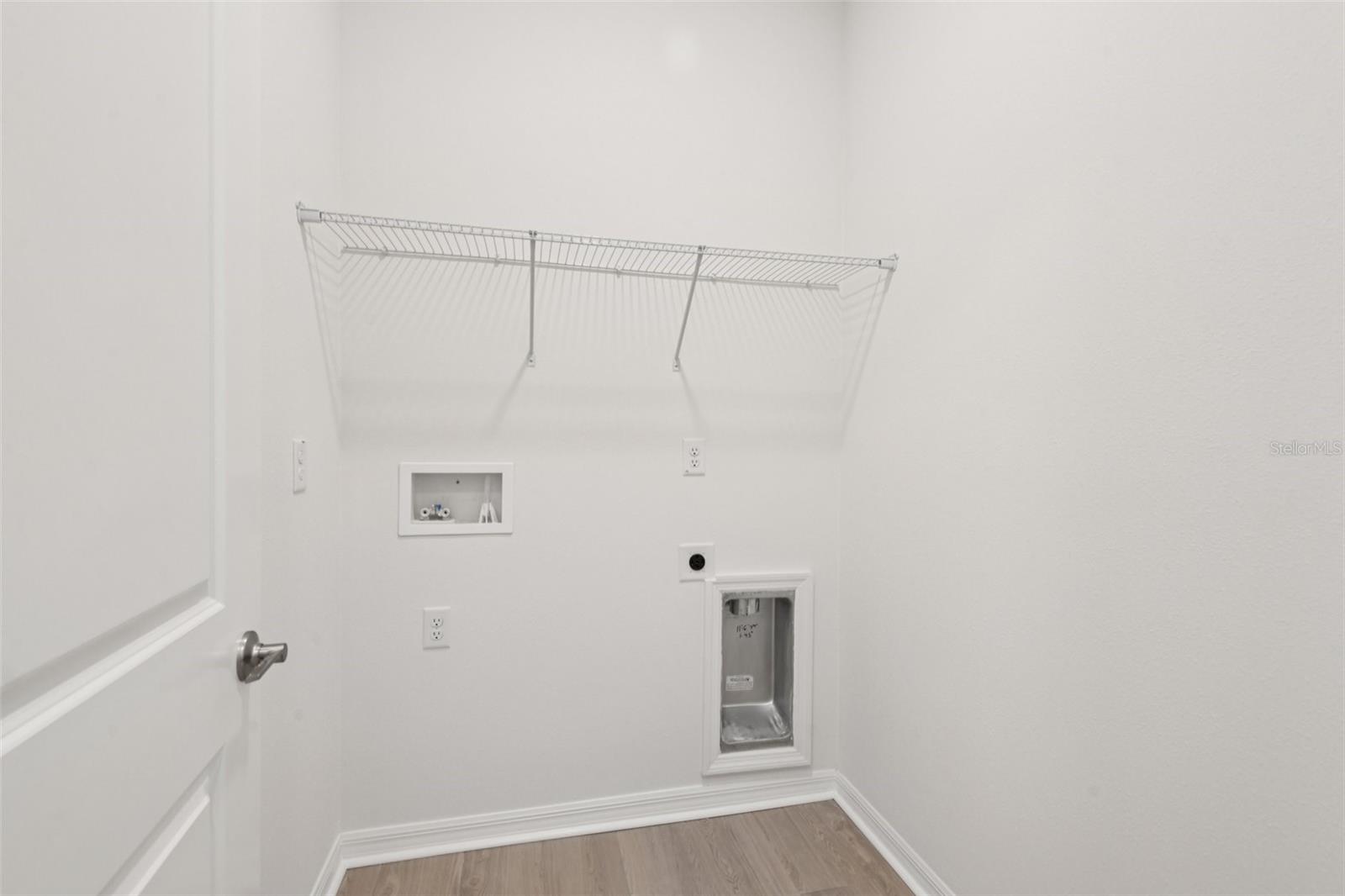 10667 STEINAHATCHEE LN — photo 27