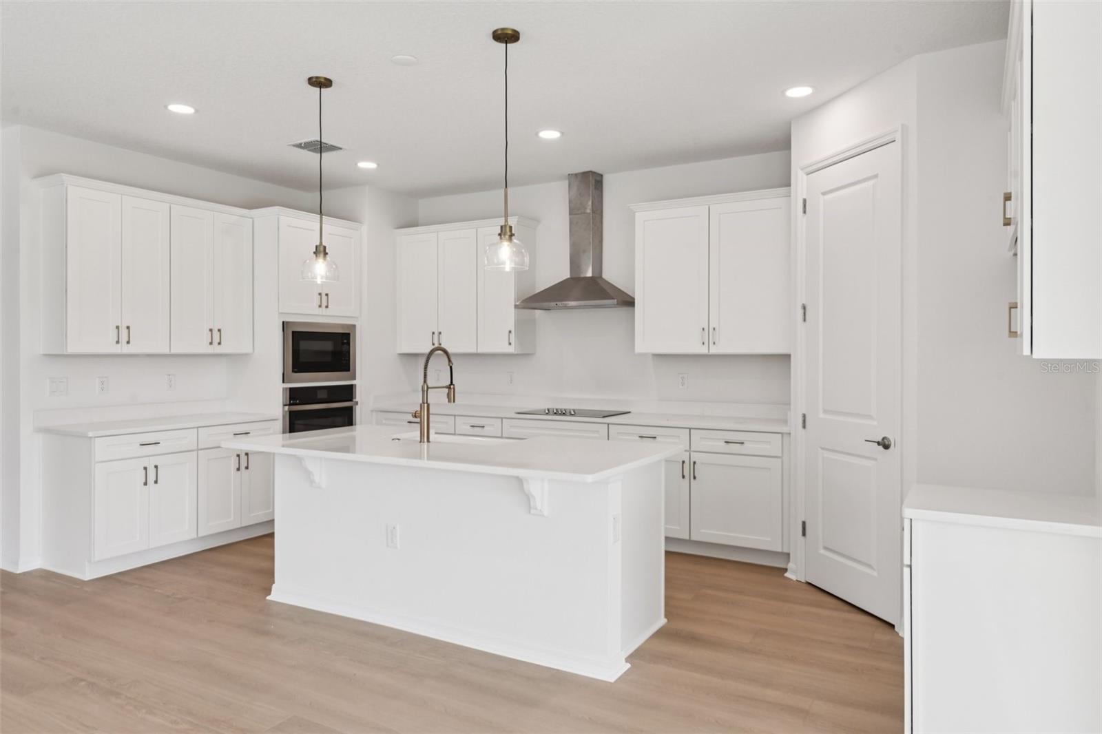 10667 STEINAHATCHEE LN — photo 15