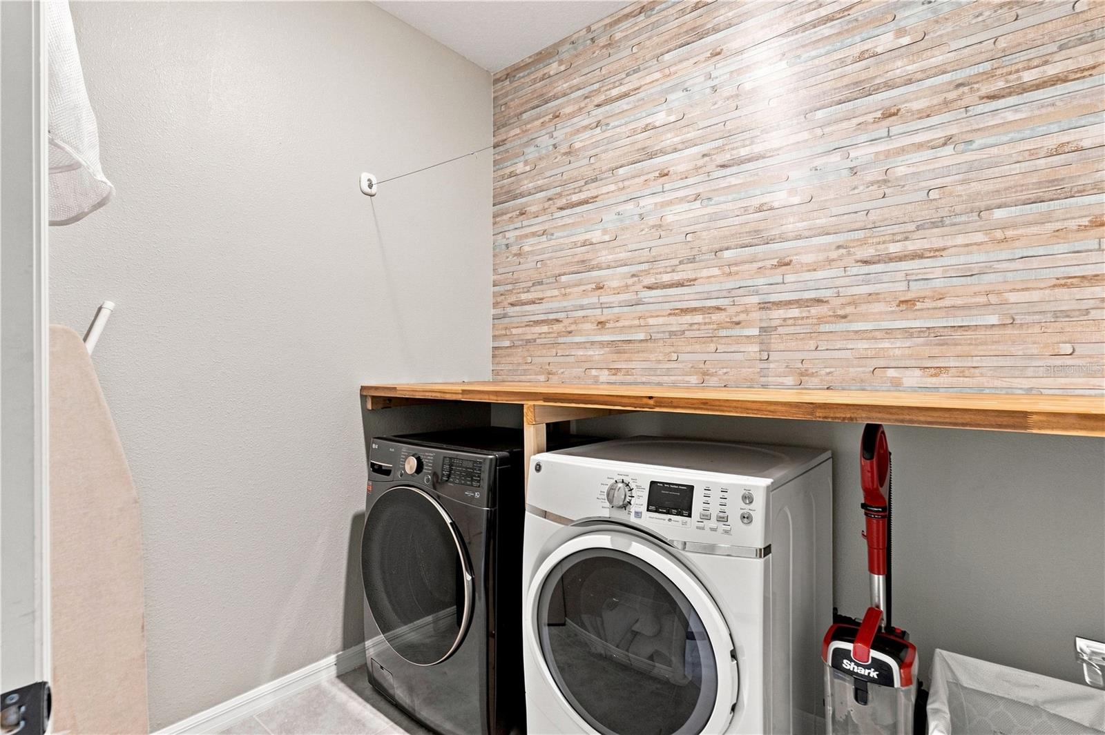 3916 MOSSY LIMB CT — photo 17