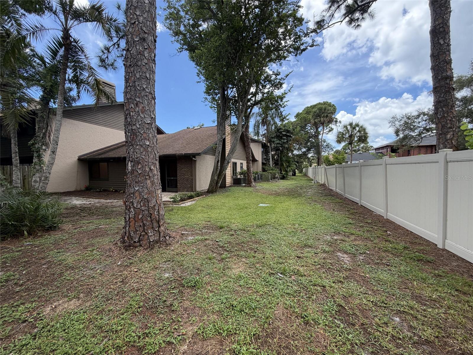 971 SUNRIDGE DR #110 — photo 20