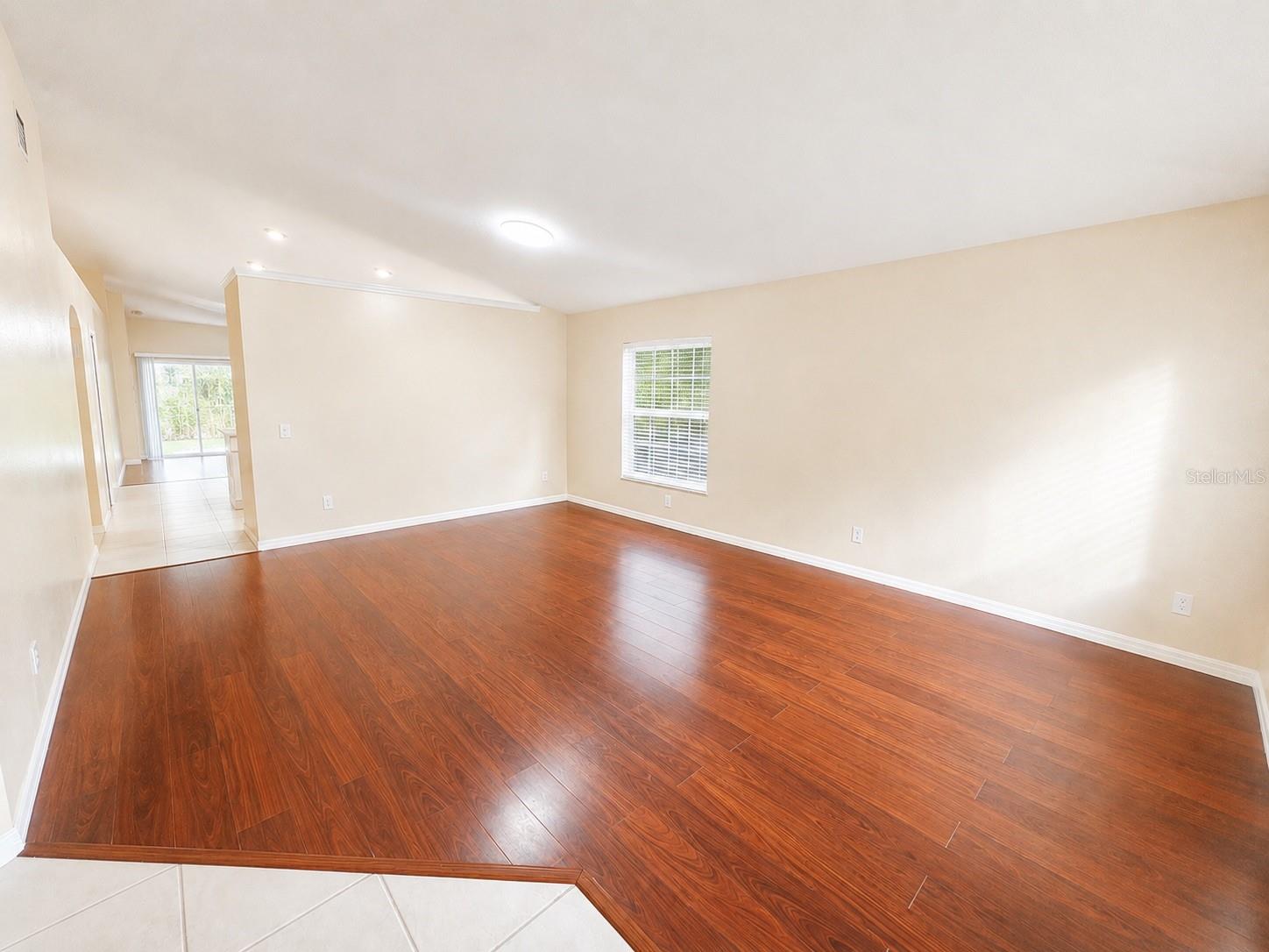 3207 CLOVER BLOSSOM CIR — photo 4