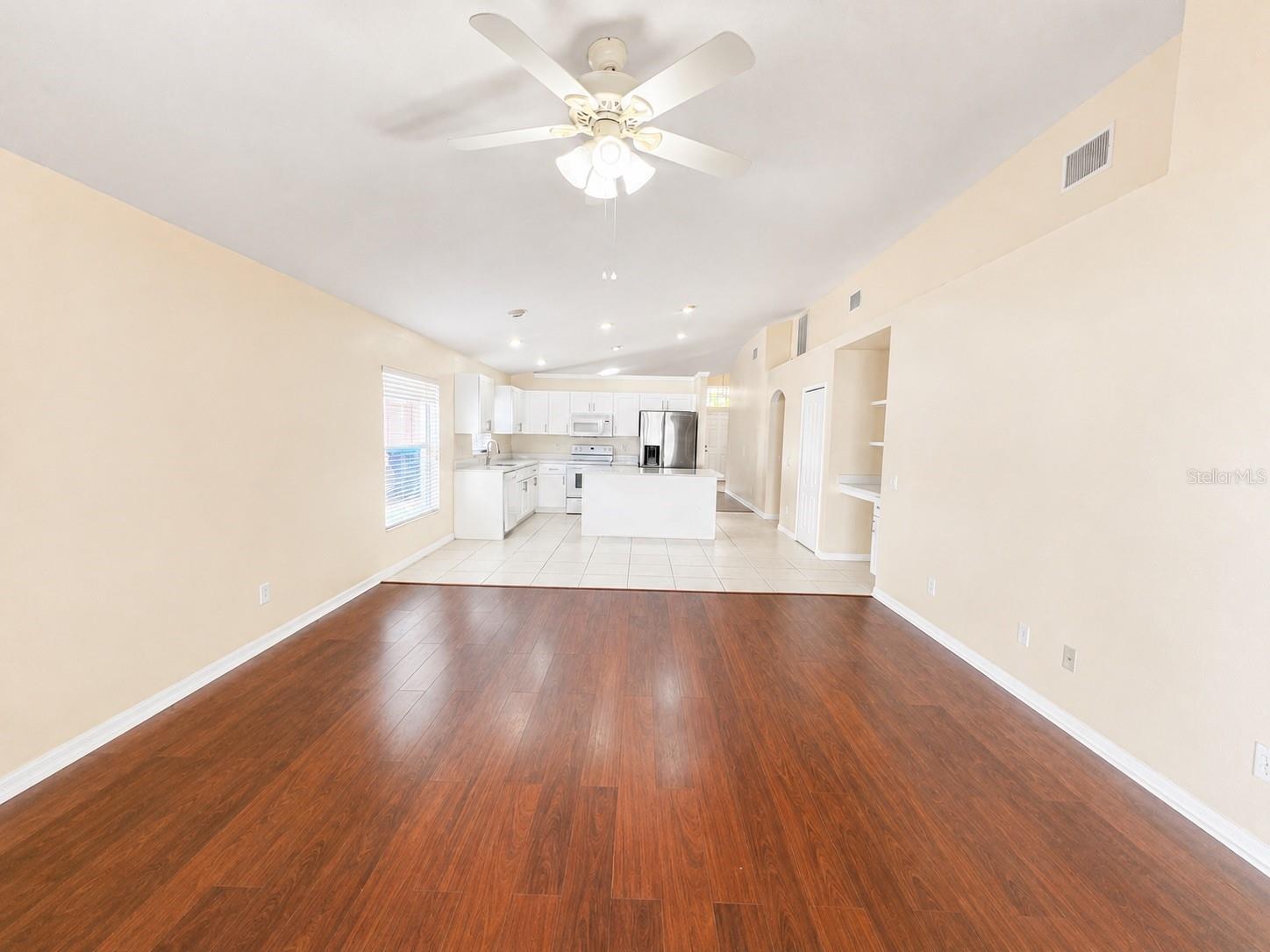 3207 CLOVER BLOSSOM CIR — photo 10
